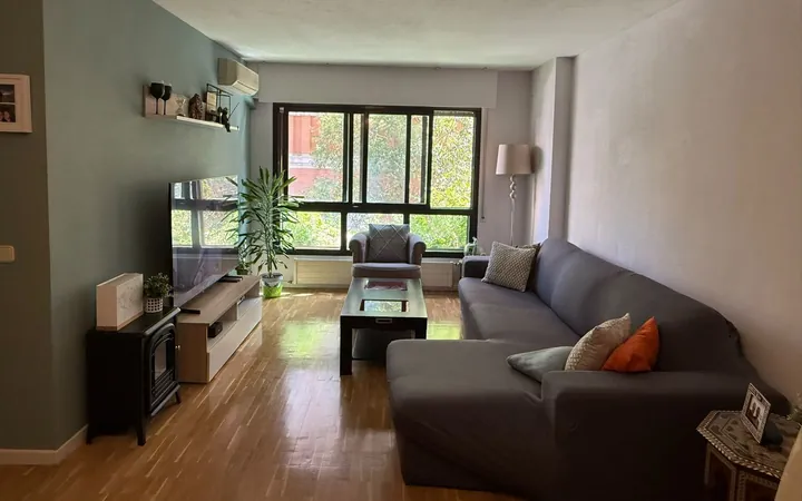 Piso en Calle de Alonso Quijano, 61, Tres Olivos - Valverde - Foto 1