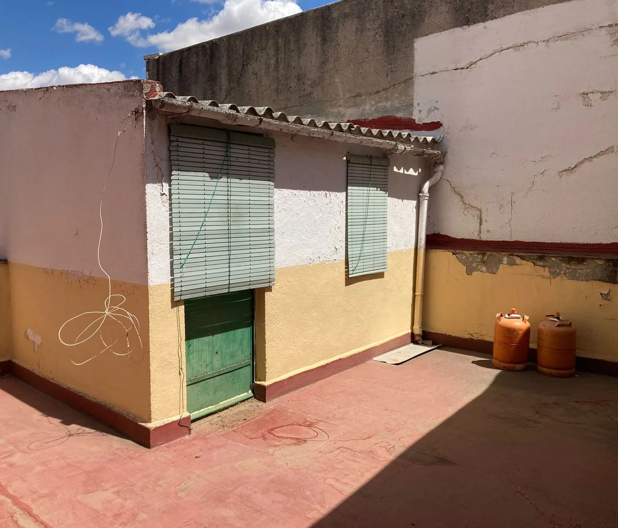 Edificio de uso mixto en Simancas - Foto 26
