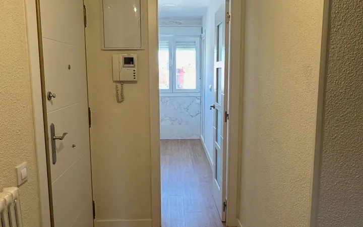 Piso en Calle de Bravo Murillo, 297, Valdeacederas - Foto 1