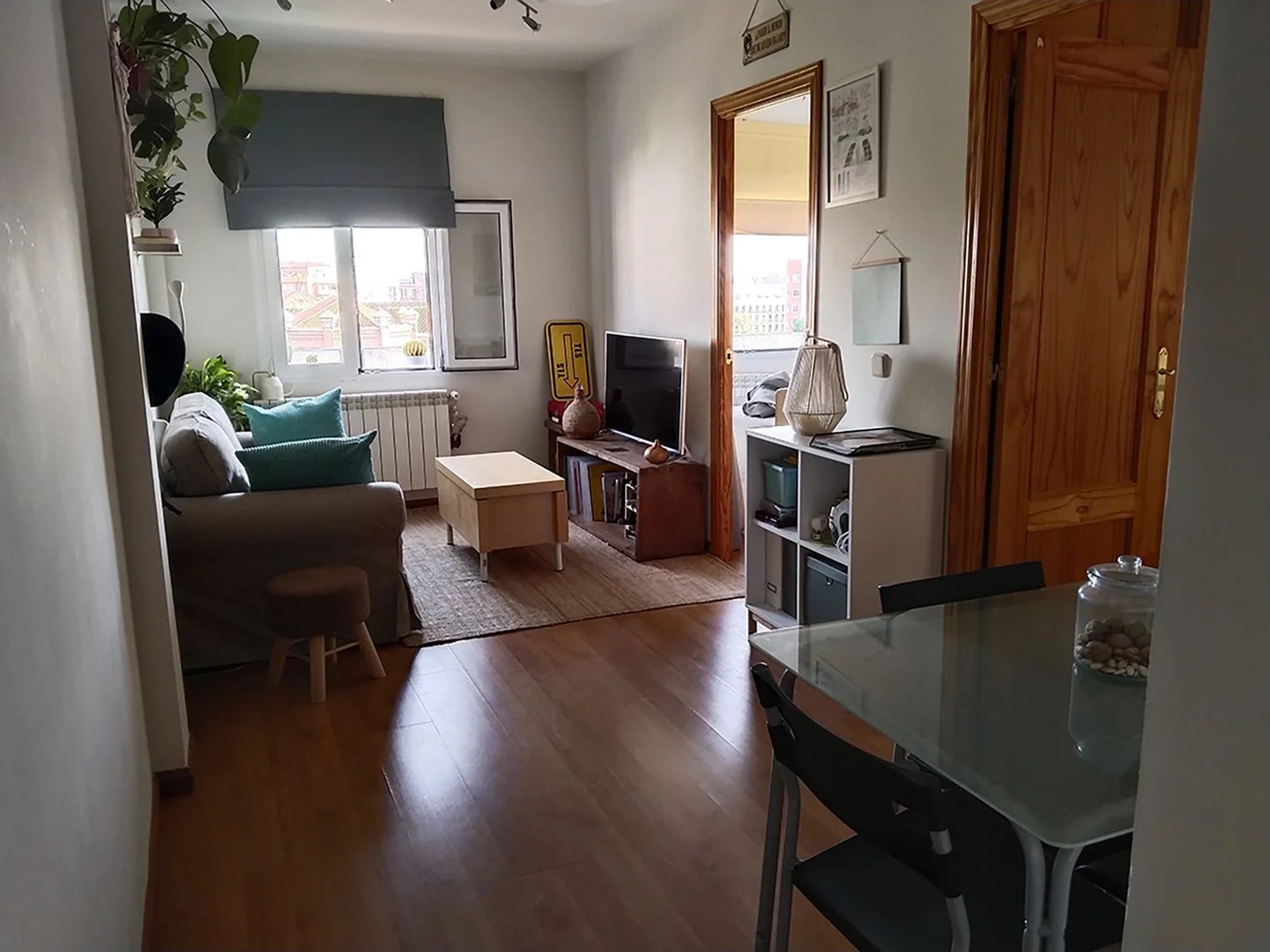 Piso en calle de Embajadores, 66