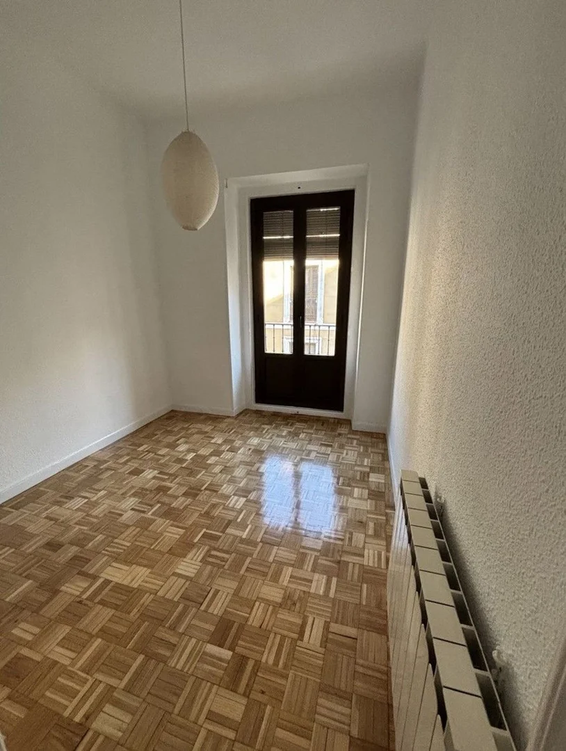 Piso en Barrio Lavapiés-Embajadores - Foto 4