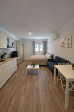 Estudio en calle de Carlos Dabán, 25 - Foto 2