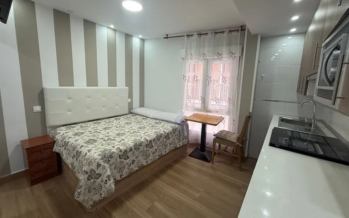 Estudio en Calle Pastrana, 3, Salvador - Foto 1