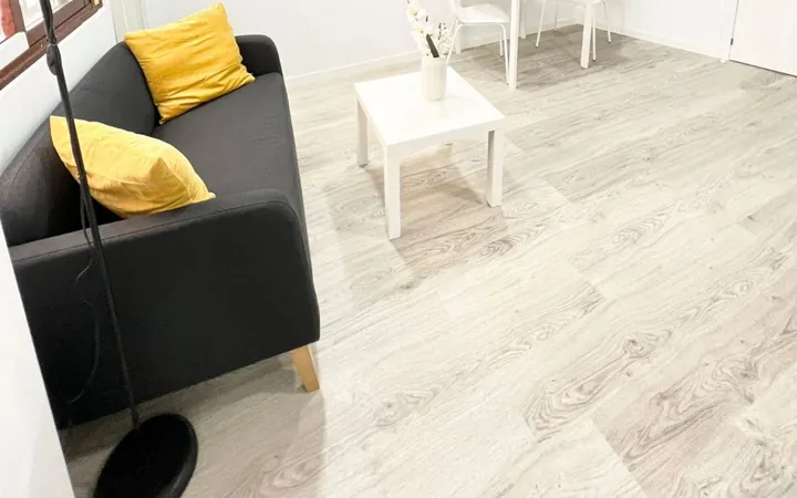 Estudio en Calle de Manuel Villarta - Foto 1