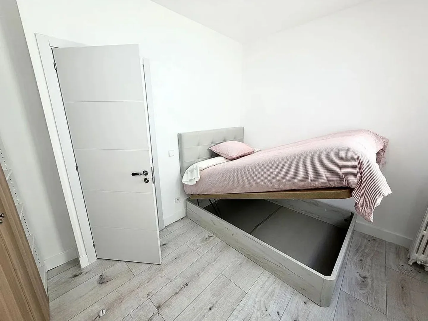 Piso en calle de Benito Gutiérrez, 29 - Foto 12