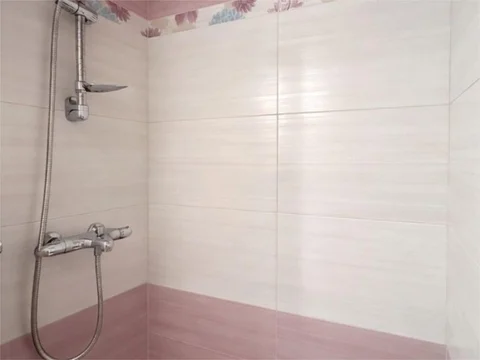 Piso en  Carrer de Cantàbria 18 - Foto 1