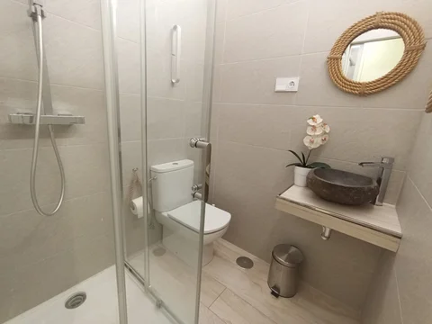 Alquiler de piso en Huertas-Cortes - Foto 5
