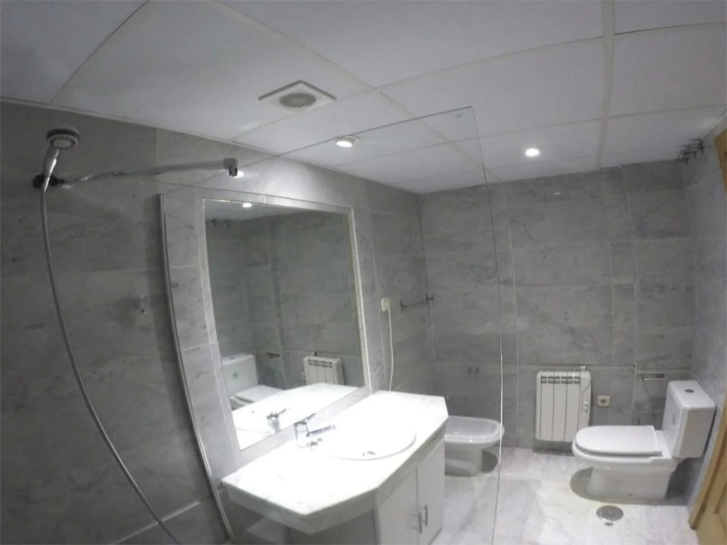 Piso en  Calle del Puerto Canfranc 4 - Foto 15