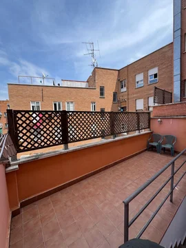 Alquiler de piso en Numancia - Foto 2