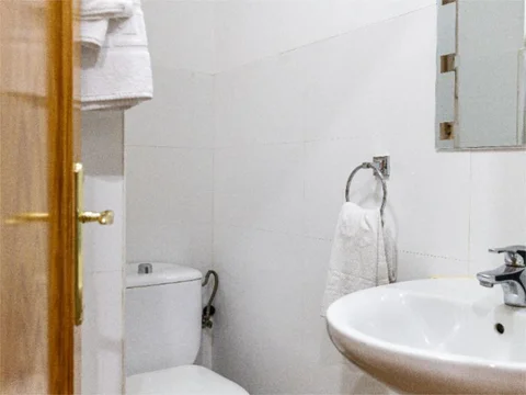 Piso en  Calle de Manuel Fernández y González 7 - Foto 31