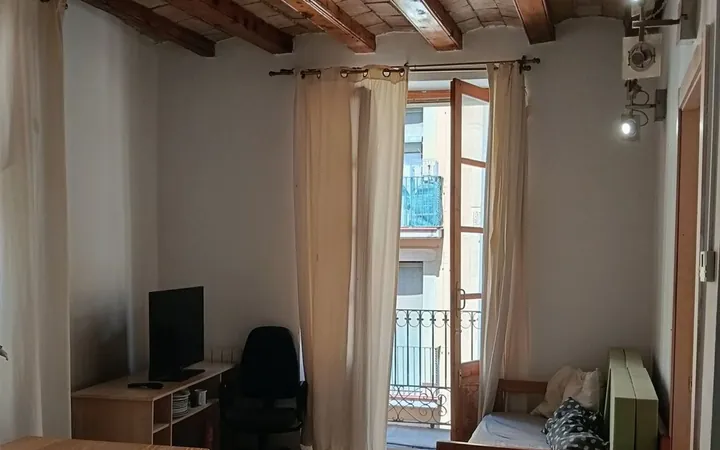 Piso en Calle Nou de la Rambla, 12, El Raval - Foto 1