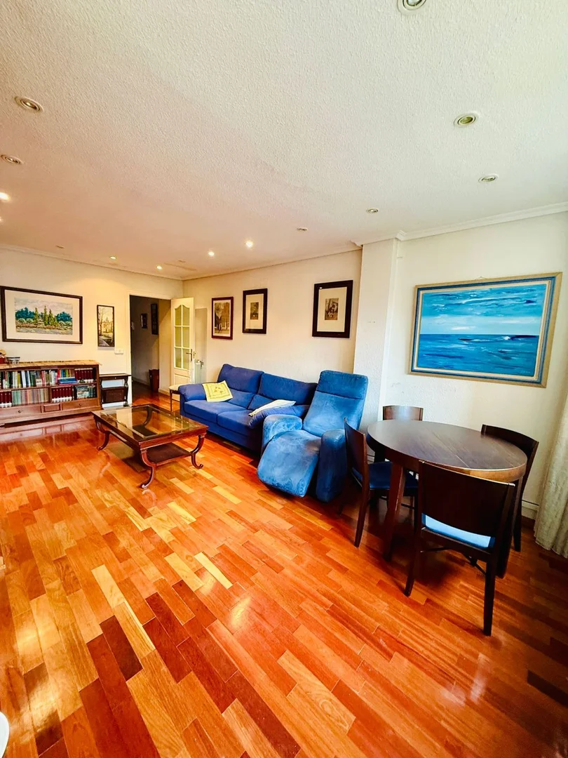 Piso en calle Pico de los Artilleros, 64 - Foto 4