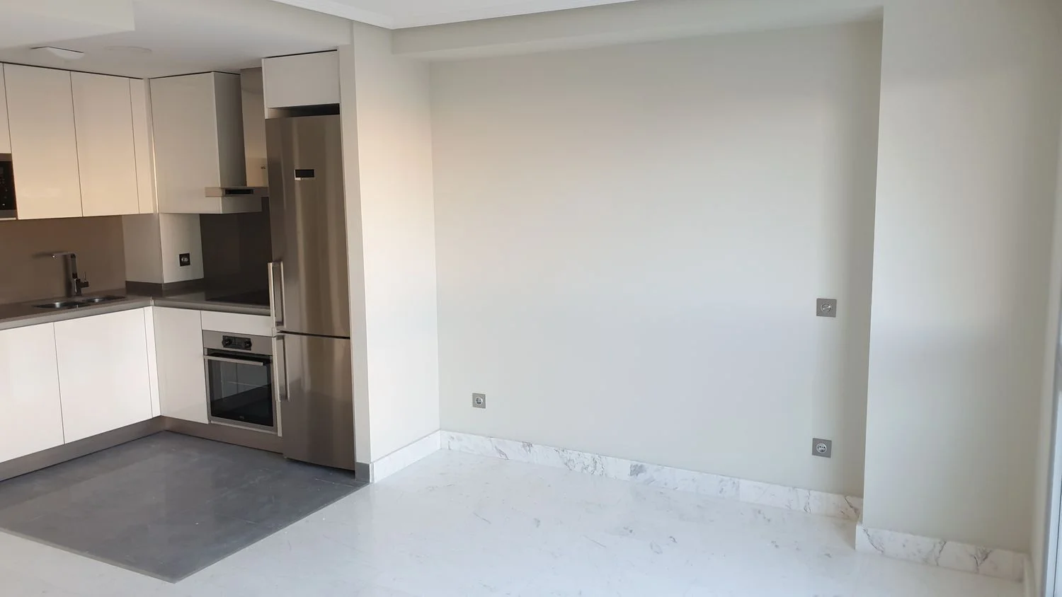 Piso en calle Monasterio de Samos, 1 - Foto 2