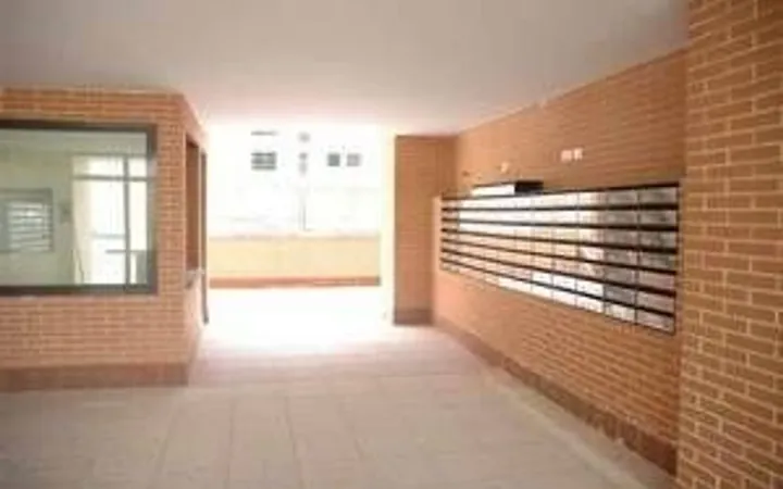 Piso en Calle de la Maquinilla, 35, Palomeras sureste - Foto 1