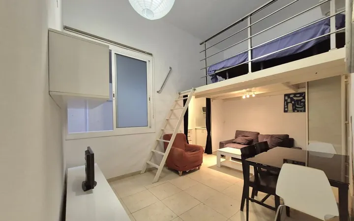 Estudio en Calle de la Mare de Déu de la Salut, 90, La Salut - Foto 30