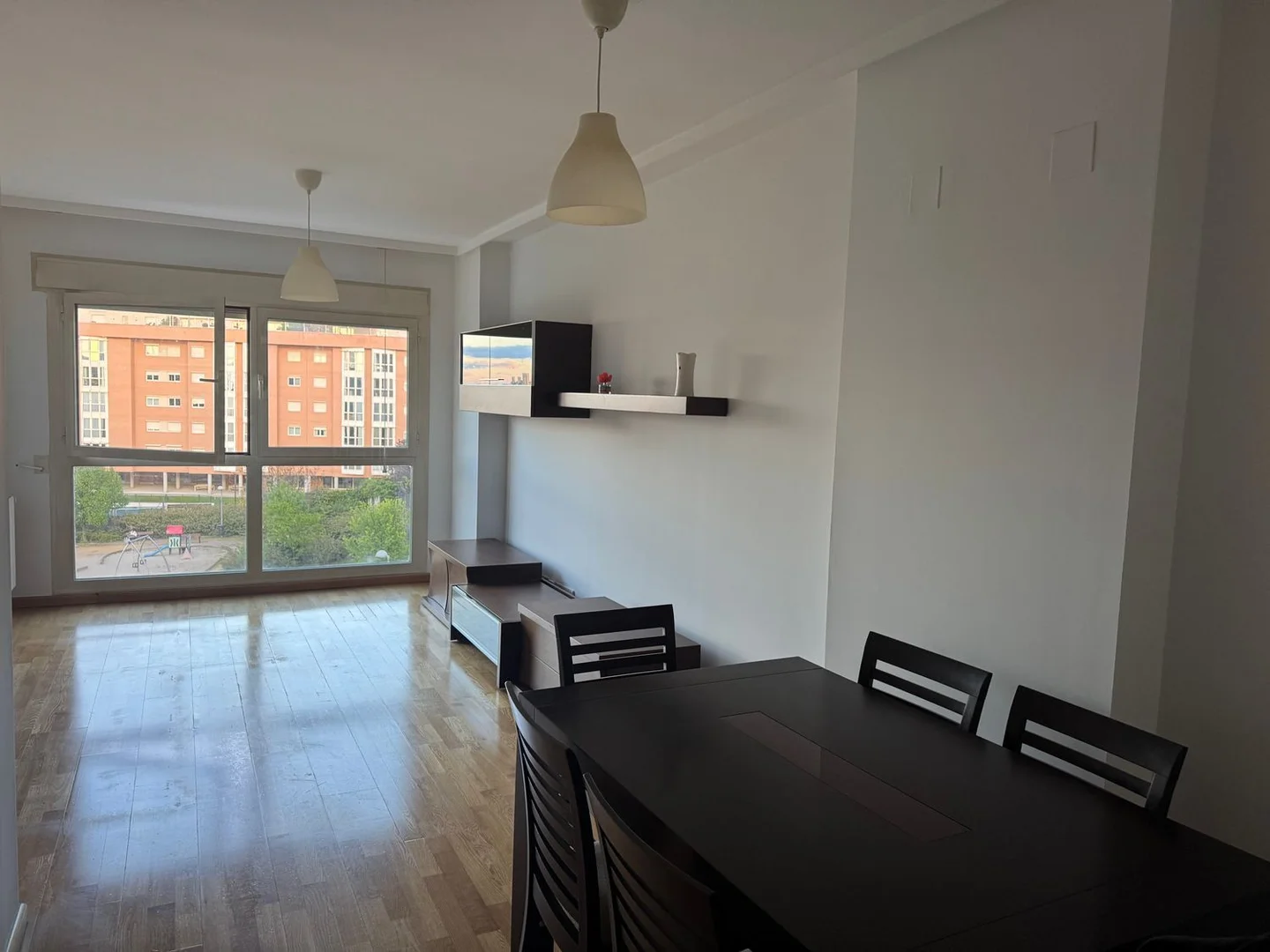 Piso en Urb. las mercedes Barrio Rejas - Foto 3