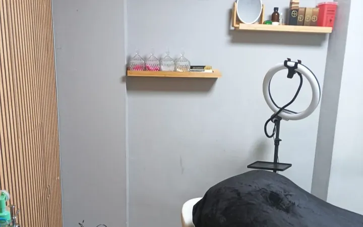 Clínica de fisioterapia en El Camp de l'Arpa del Clot, El Camp de l'Arpa del Clot - Foto 24