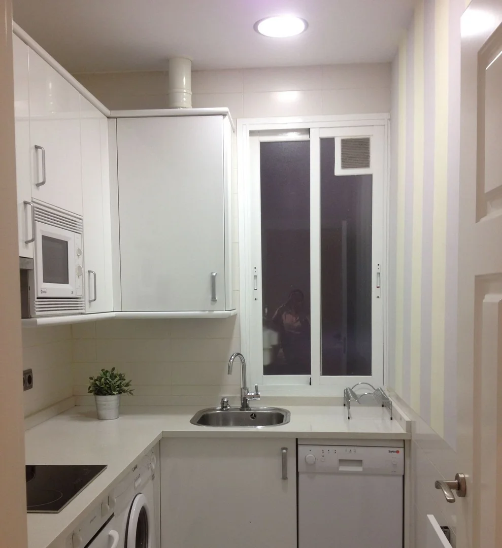 Piso en calle Galileo, 90 - Foto 4