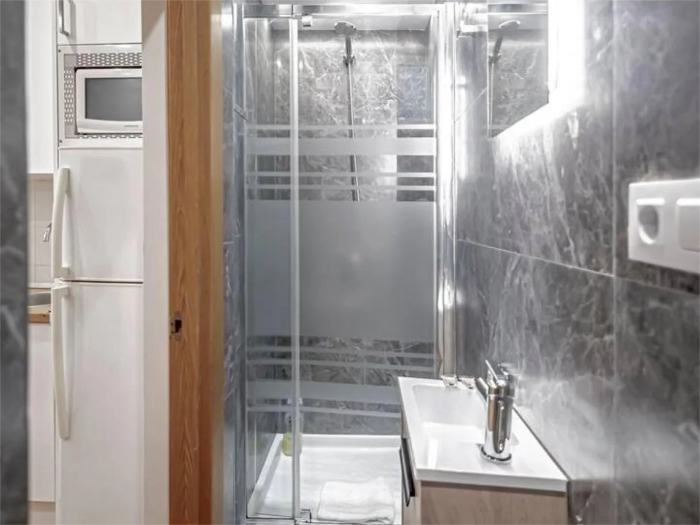 Piso en  Calle del Amparo 9 - Foto 9