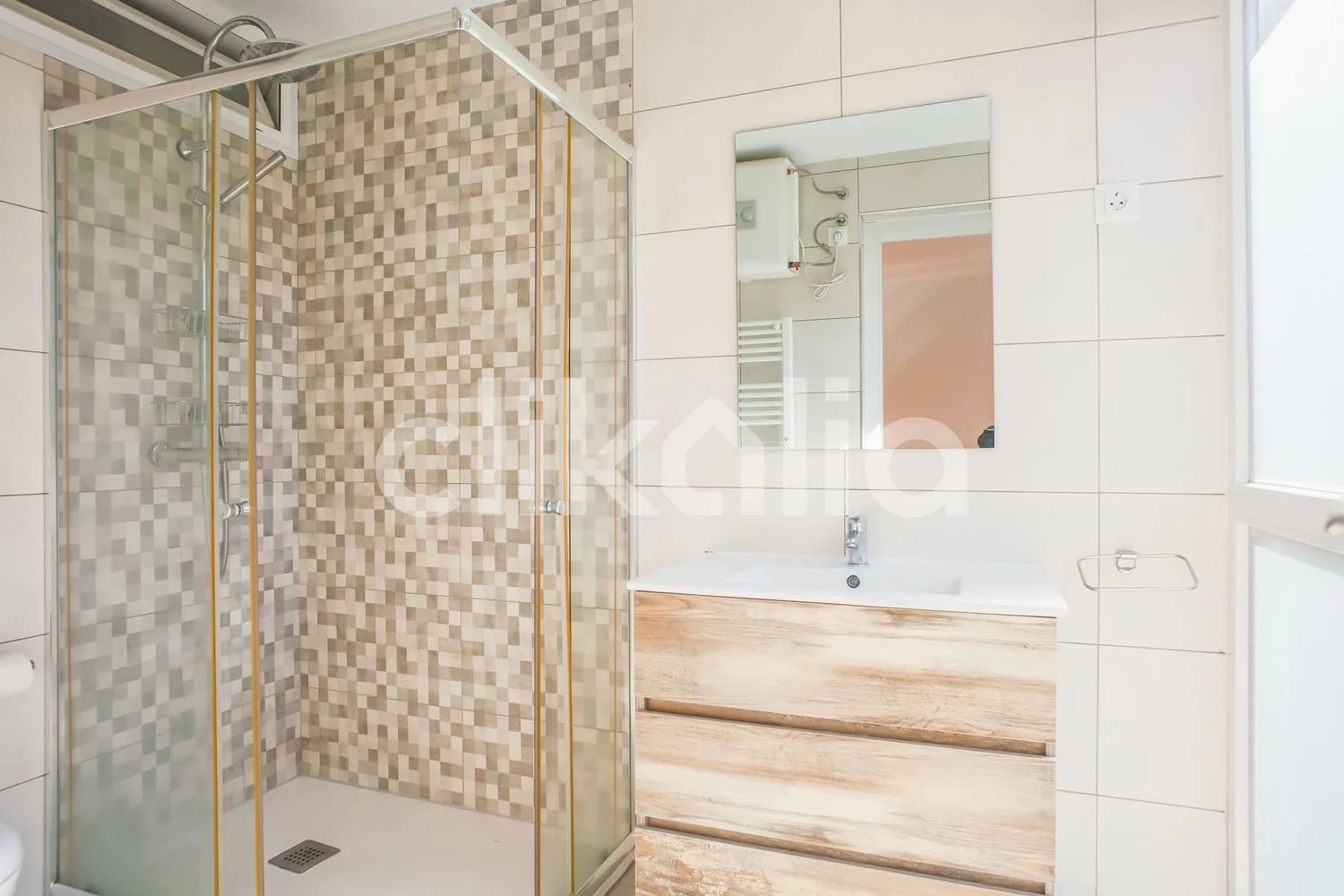 Piso en calle de Víctor de la Serna - Foto 16