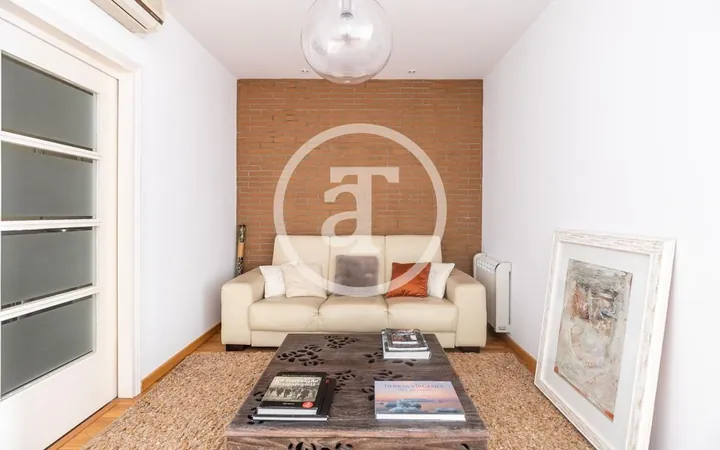 Piso en Calle Bassols, El Camp de l'Arpa del Clot - Foto 3