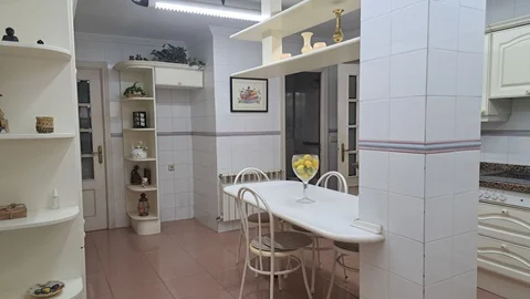 Piso en Barrio Apóstol Santiago - Foto 3