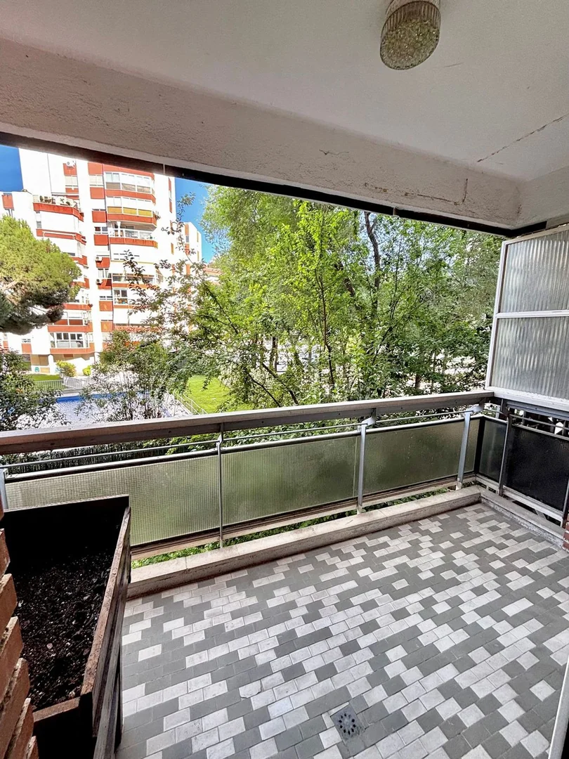 Piso en Calle de Caleruega - Foto 6