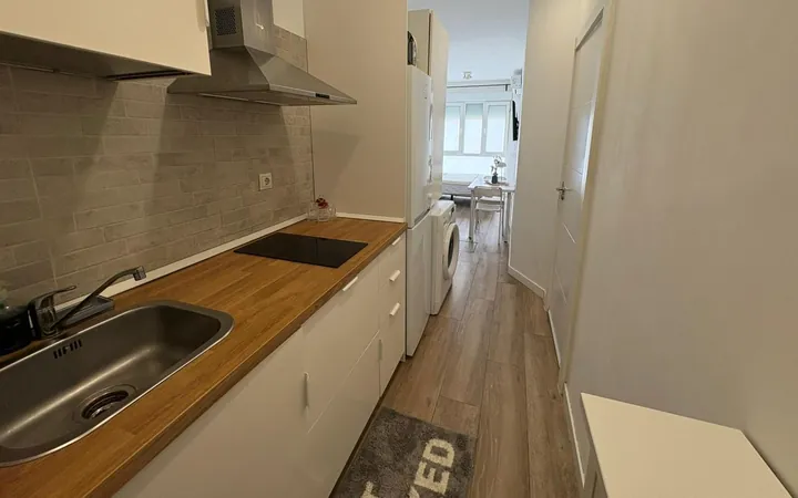 Estudio en Calle de Gómez de Avellaneda, Pueblo Nuevo - Foto 4