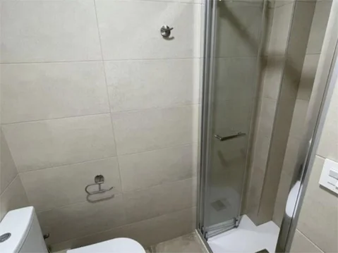 Piso en  Carrer de la Mare de Déu de Port 281 - Foto 16