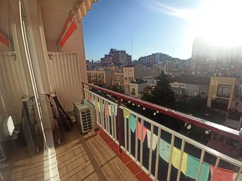 Piso en  Carrer de Camil Fabra 19 - Foto 7