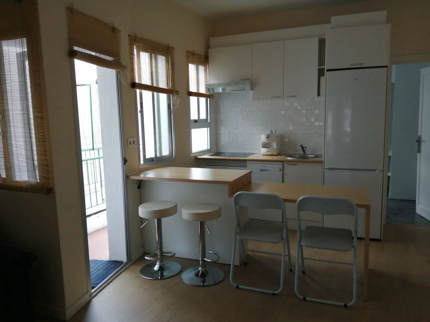 Piso en calle Almazán, 20 - Foto 2