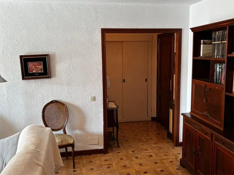 Piso en  Calle del Condado de Treviño 2 - Foto 6