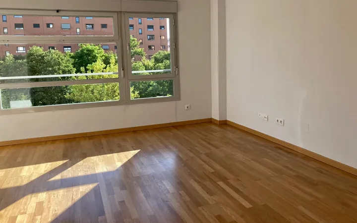 Piso en Paseo de San Millán de la Cogolla, 9 - Foto 3
