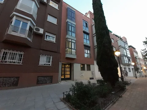 Piso en calle de Diego Bahamonde, 11 - Foto 1