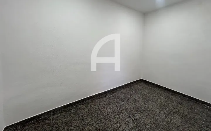 Piso en  Carrer de Ruiz de Padrón - Foto 4