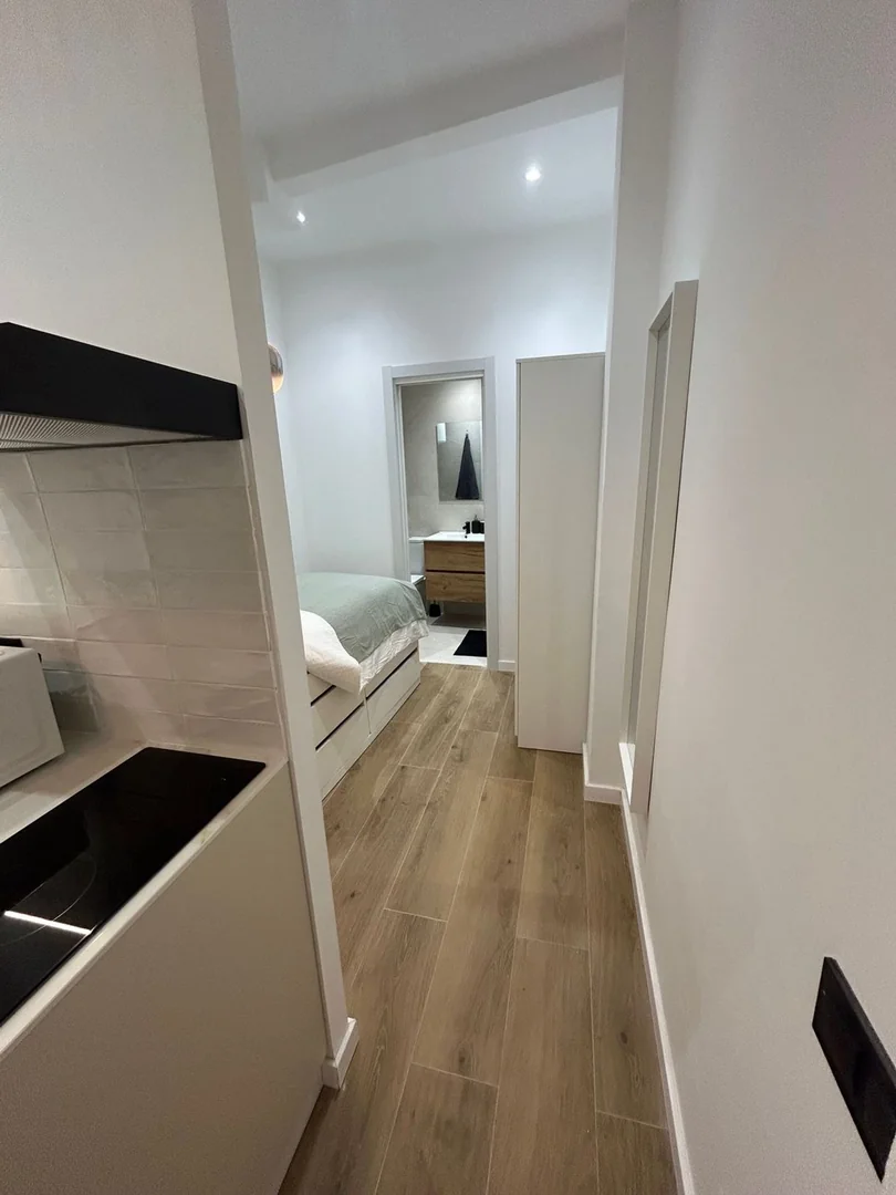 Estudio en Calle Sant Salvador, 122, Vila de Gràcia - Foto 7