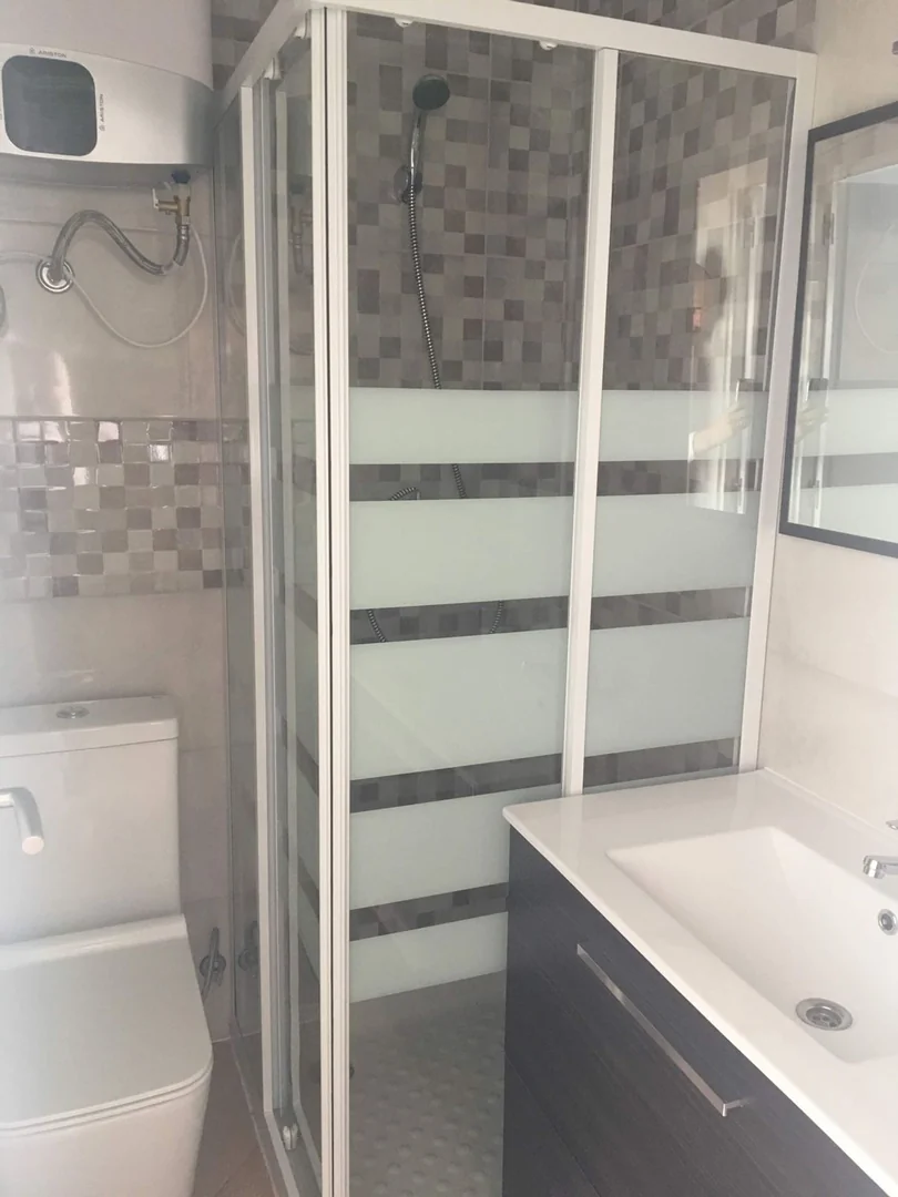 Edificio residencial en Calle de Nuestra Señora de Valverde, 107 - Foto 5