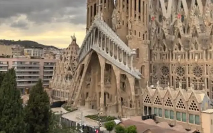 Ático en Sagrada Familia - Foto 2