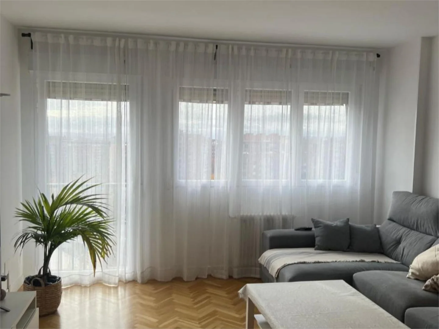 Piso en  Calle del Marqués de Lozoya 8 - Foto 2