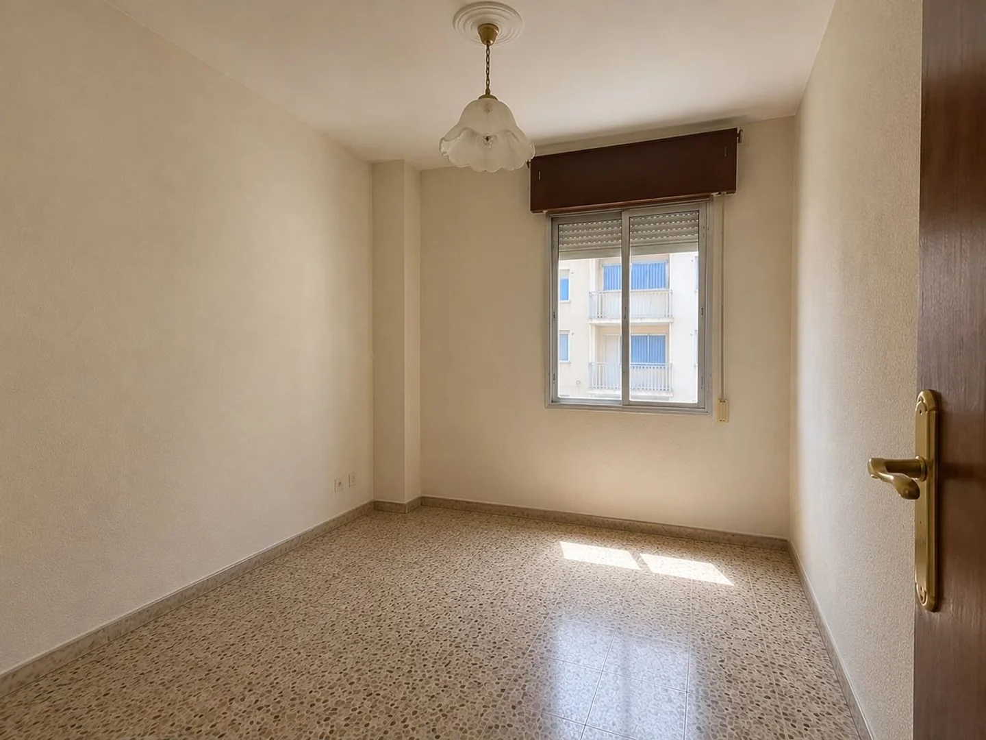 Piso en Calle de Francisco Villaespesa, 67 - Foto 2