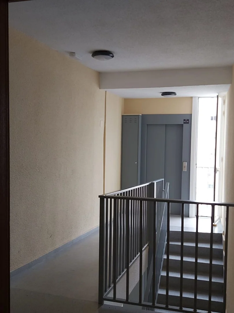 Piso en Barrio Villaverde Alto - Foto 1