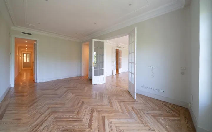 Piso en Paseo del General Martínez Campos - Foto 10