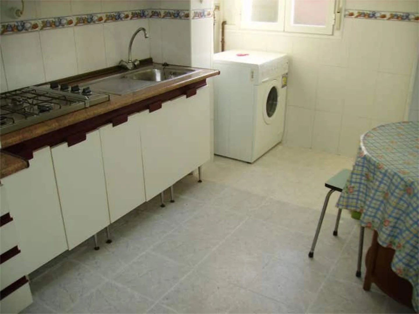 Piso en Embajadores - Foto 3