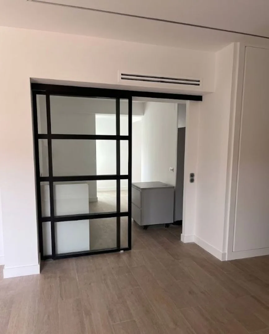 Alquiler de piso en Calle de Mauricio Legendre, 6 - Foto 1