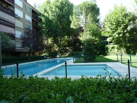 Piso en  Calle de Artesa de Segre 14 - Foto 3