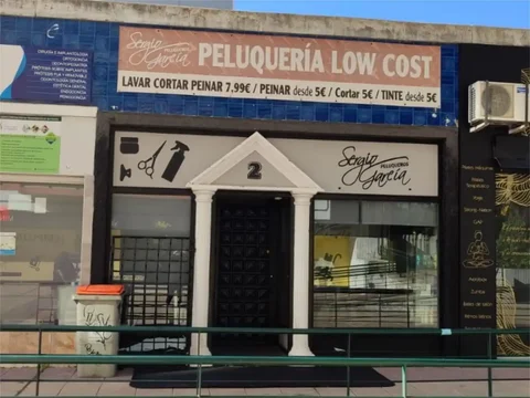 Local comercial en  Calle de Zazuar 13 - Foto 1