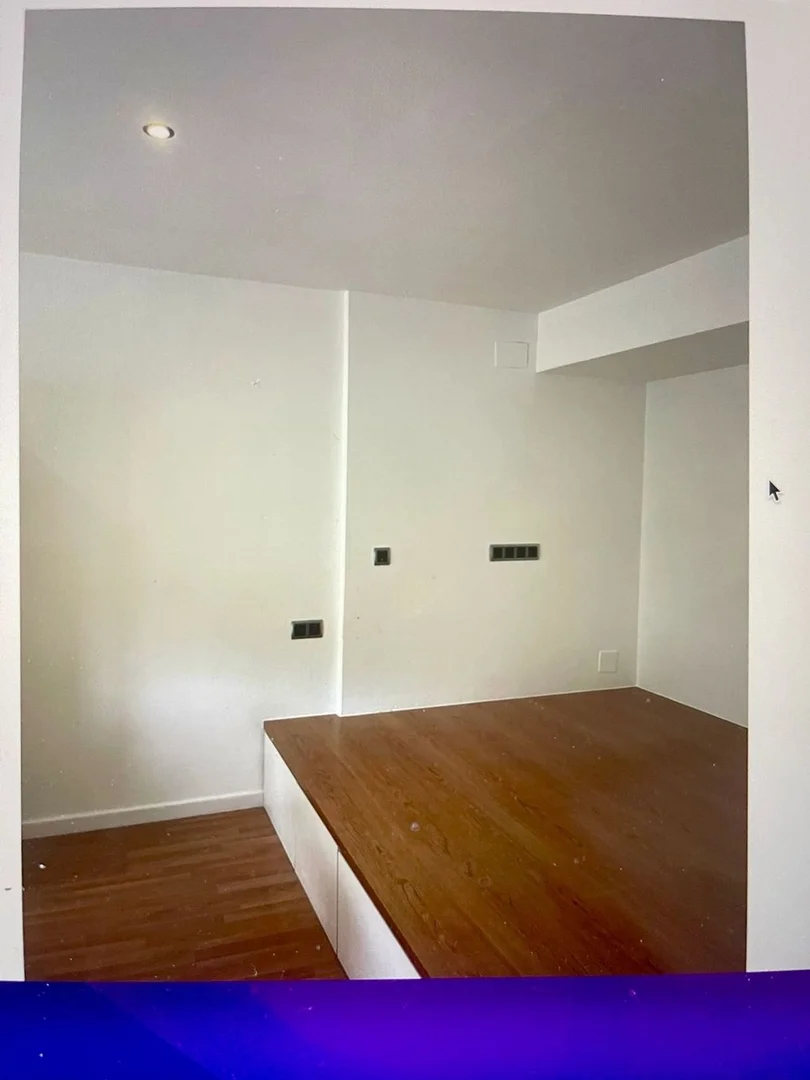 Estudio en calle de Sor Eulàlia d'Anzizu, 11 - Foto 5