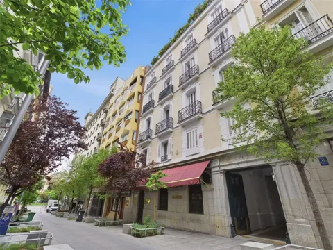 Piso en  Calle de Recoletos 9 - Foto 8