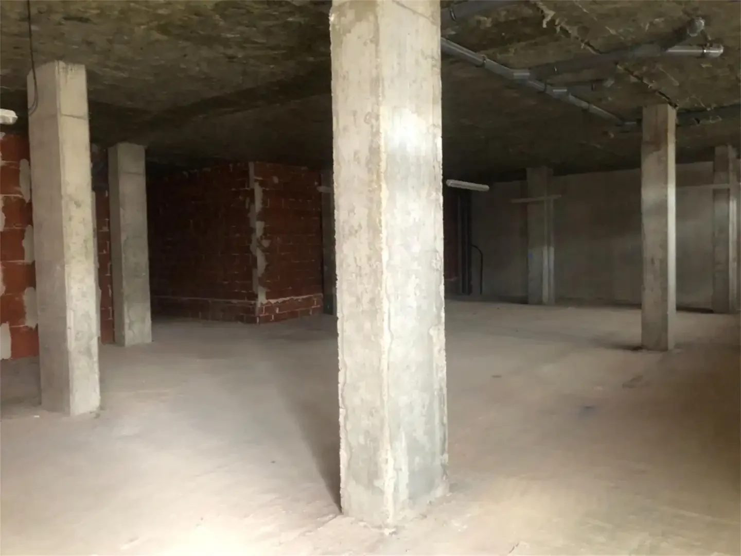 Local comercial en  Calle Ferenc Puskas - Foto 17