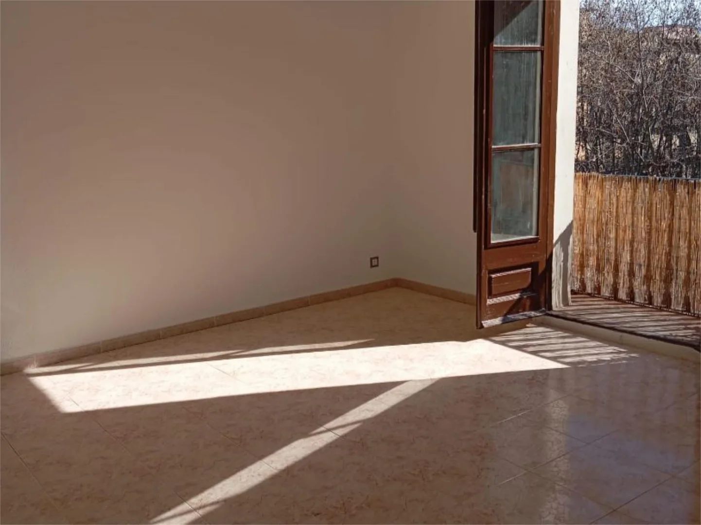 Piso en  Carrer del Comte Borrell 61 - Foto 6